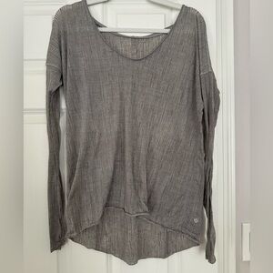 Lululemon top